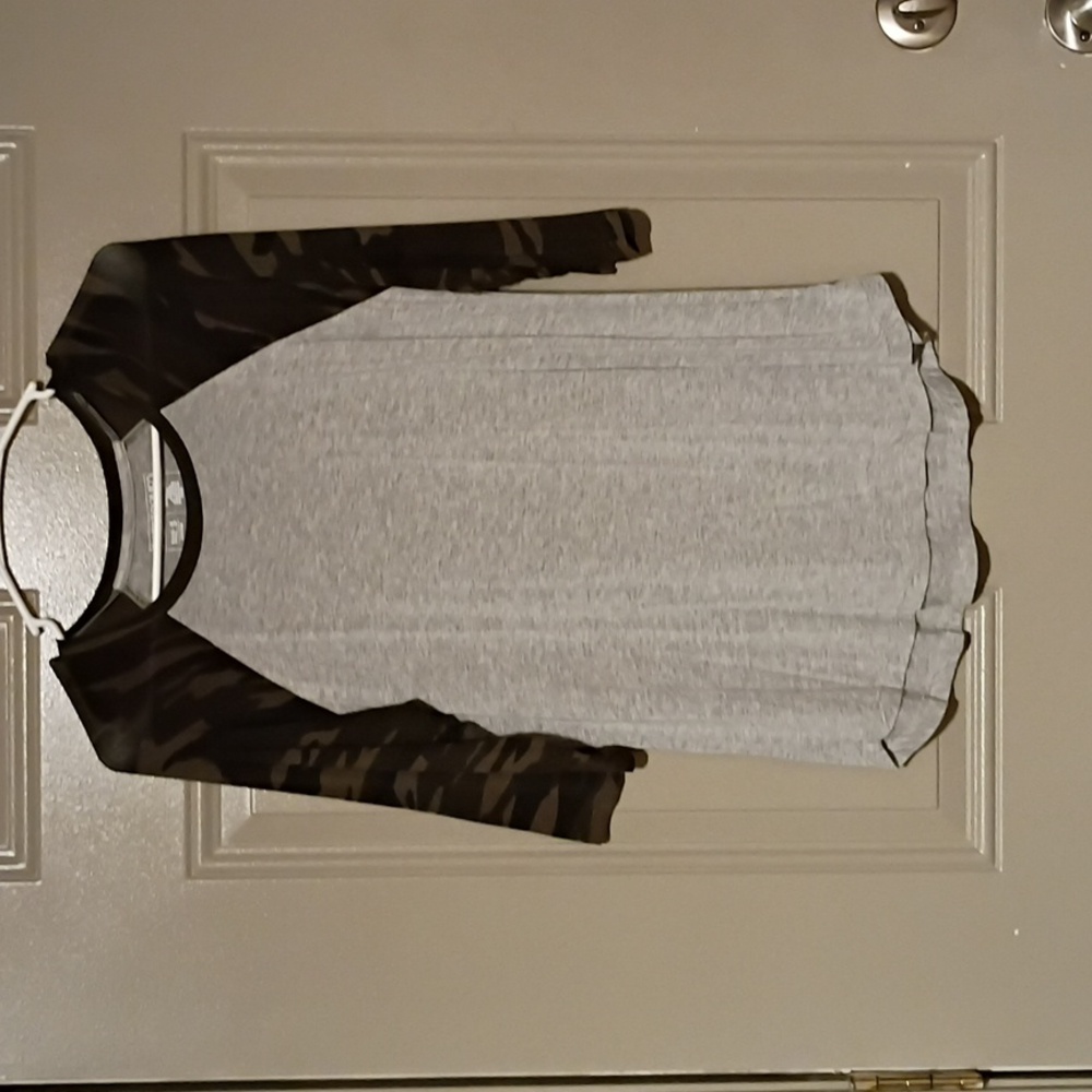 Sweet Romeo top Size M